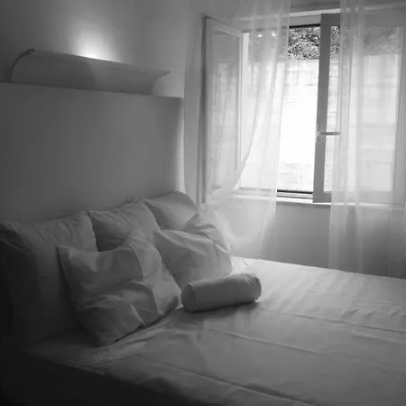 Appartamento Lux ! Swimmingpool ! Parking ! Separate Entrance ! Separate Territory ! Pizzo (Calabria)