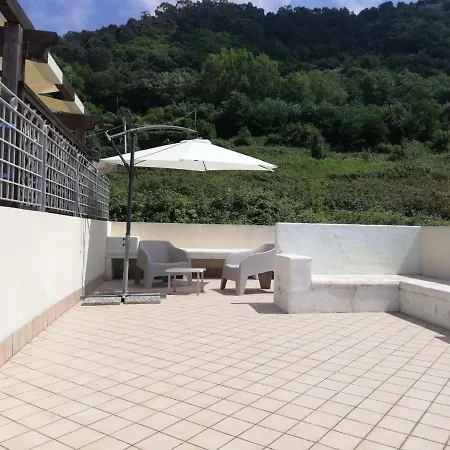 Lux ! Swimmingpool ! Parking ! Separate Entrance ! Separate Territory ! Pizzo (Calabria)